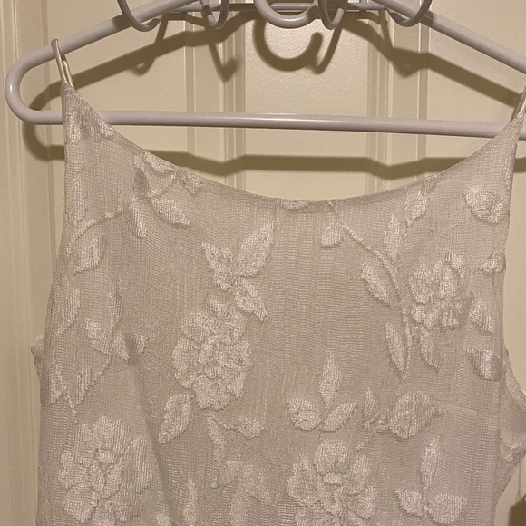 Nicki Livas Gown - Picture 4 of 9